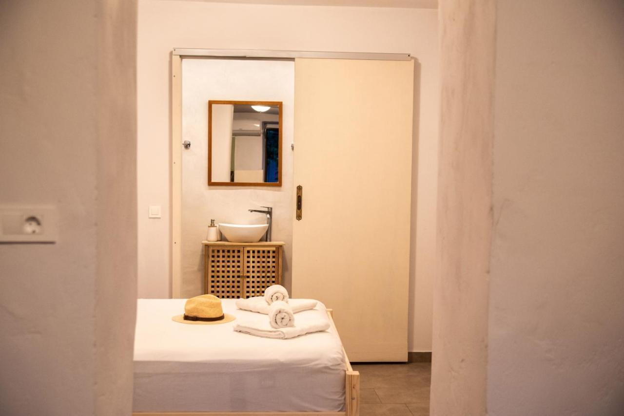 Feneri 3 -Cozy Rustic Apt 20' From Elafonisi Beach Buitenkant foto