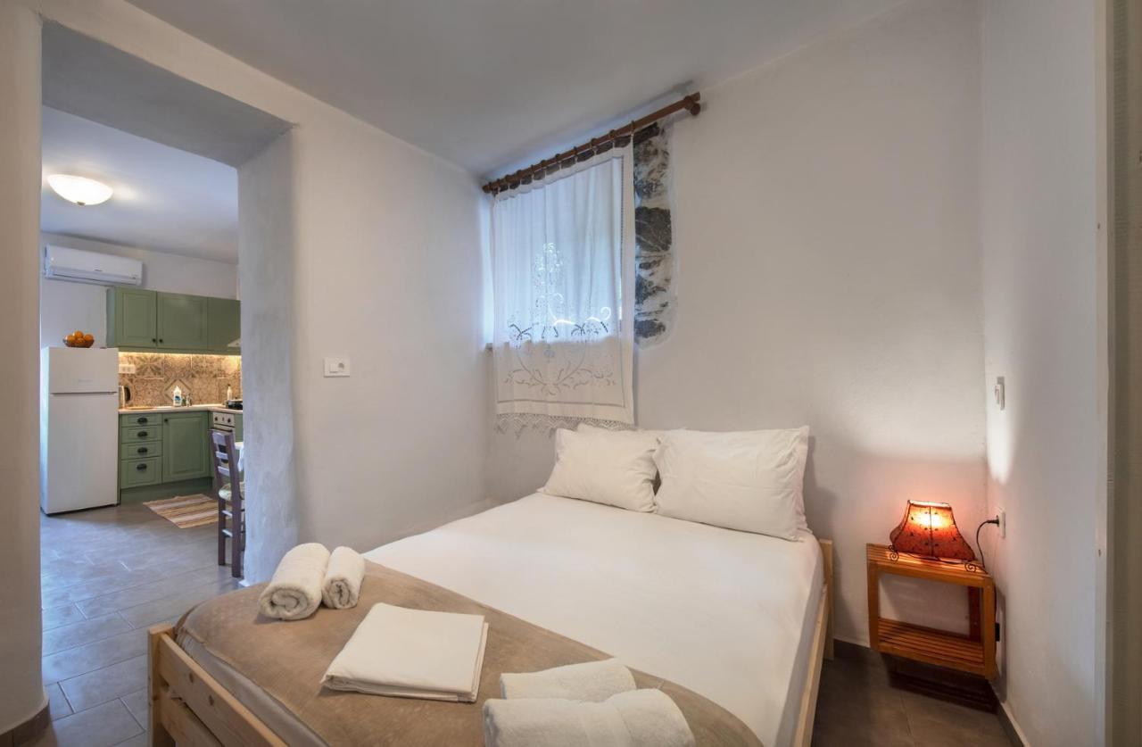 Feneri 3 -Cozy Rustic Apt 20' From Elafonisi Beach Buitenkant foto