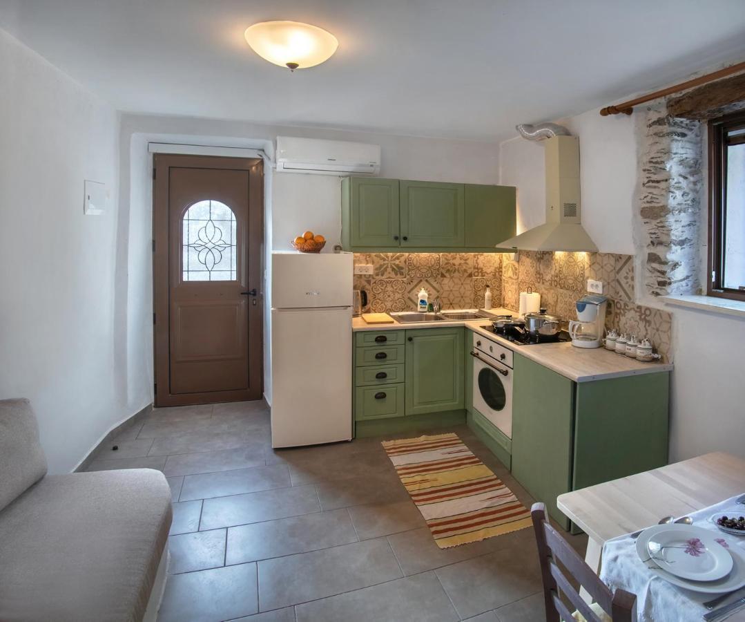 Feneri 3 -Cozy Rustic Apt 20' From Elafonisi Beach Perivolia  Buitenkant foto