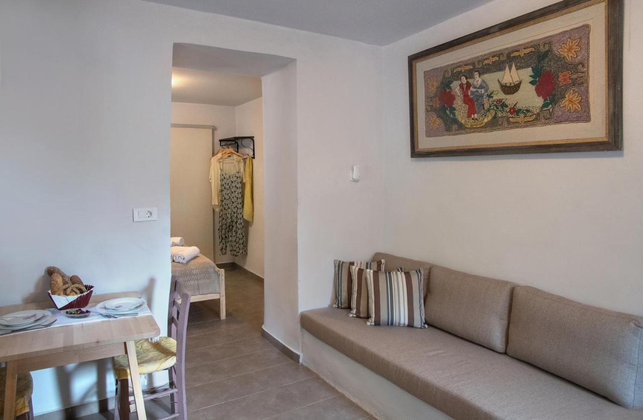 Feneri 3 -Cozy Rustic Apt 20' From Elafonisi Beach Perivolia  Buitenkant foto
