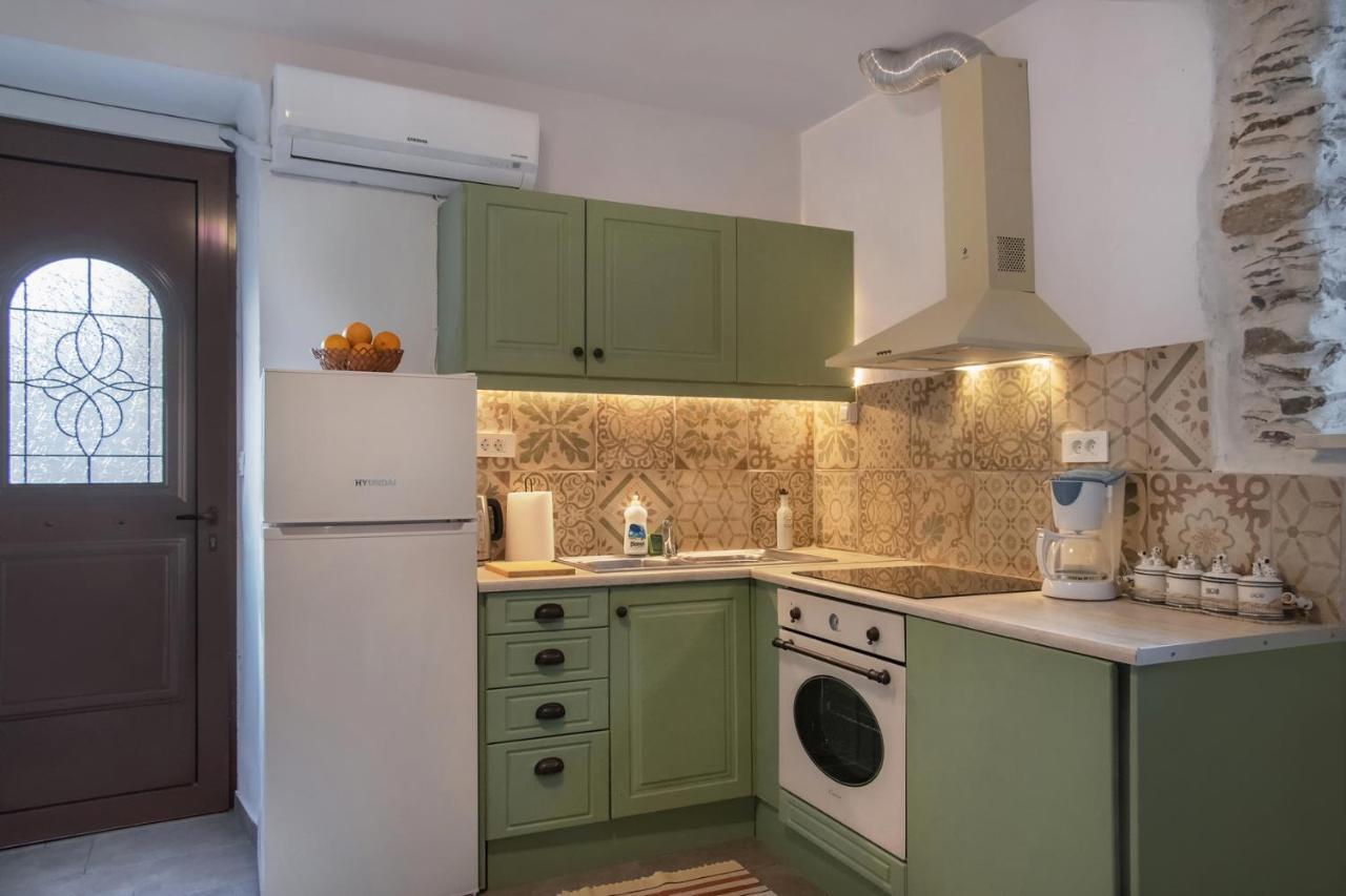 Feneri 3 -Cozy Rustic Apt 20' From Elafonisi Beach Buitenkant foto